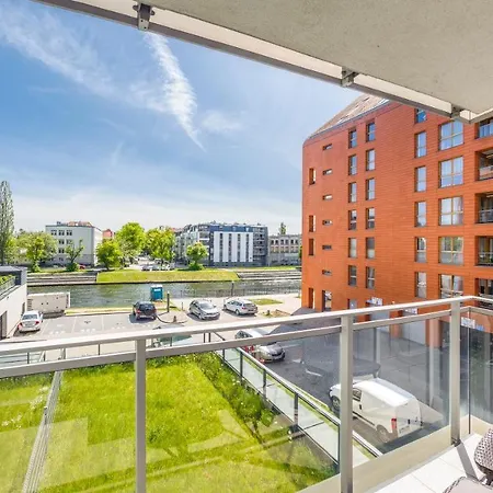 Aura Ii, Sun & Snow Gdańsk