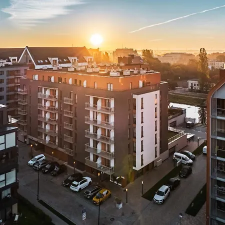 Aura Ii, Sun & Snow Gdańsk