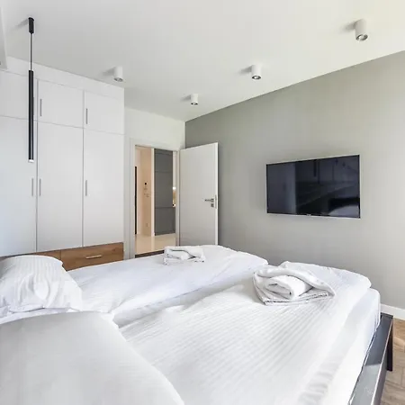 Sun & Snow, Aura II Appartement