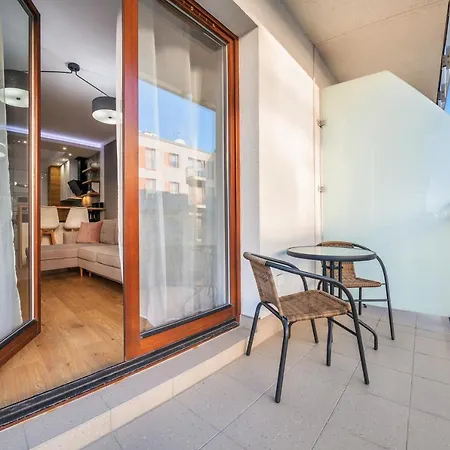 Aura Ii, Sun & Snow Apartment *